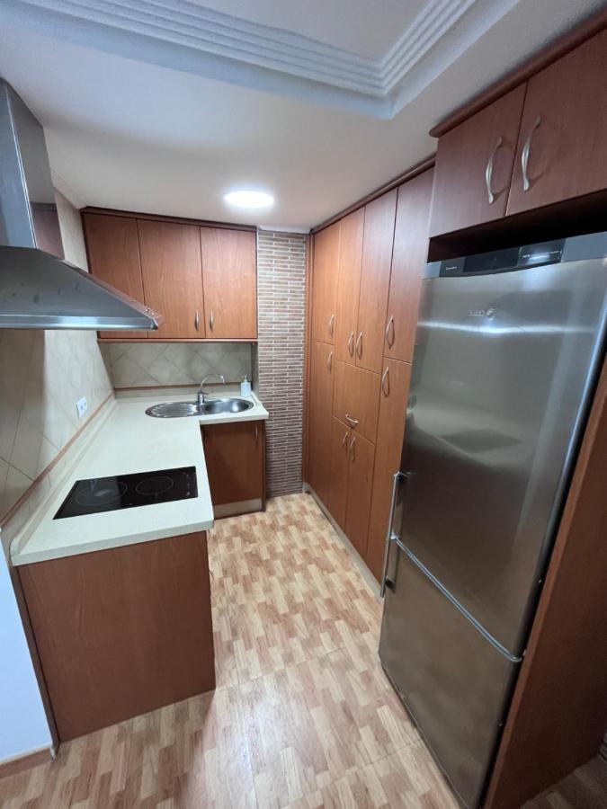 Gatu Villa Elvira Junto Al Hospital Y Playa 2 Dormit Y 2 Banos, Preferente Mayores De 25 Anos Y Familias Cadiz Ngoại thất bức ảnh