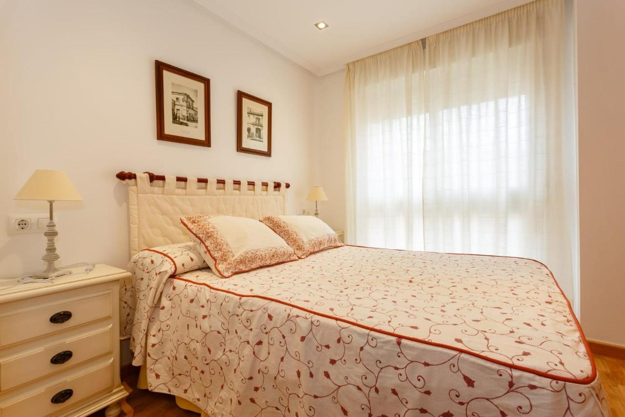 Gatu Villa Elvira Junto Al Hospital Y Playa 2 Dormit Y 2 Banos, Preferente Mayores De 25 Anos Y Familias Cadiz Ngoại thất bức ảnh